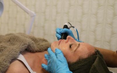 Read more about the article Winter Glow Up: The Best Facials & Peels to Refresh Your Skin